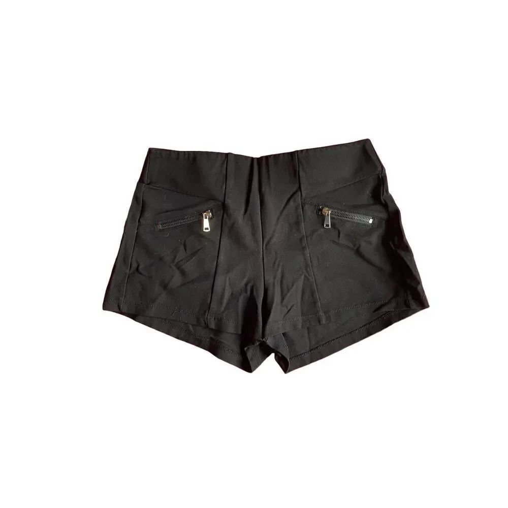 Ci Sono woman’s black stretch knit elastic waist shorts size large